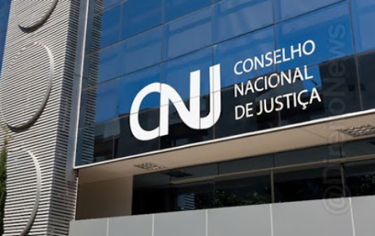 Resolução Nº 389/CNJ, Dispõe Sobre Acesso à Informação Dos Serviços Auxiliares Do Poder Judiciário